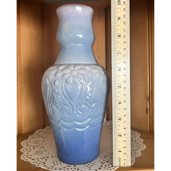 Vintage Art Deco Blue Ombre Ceramic Tall Vase Textured Floral Patterns Floral - Picture 2 of 7